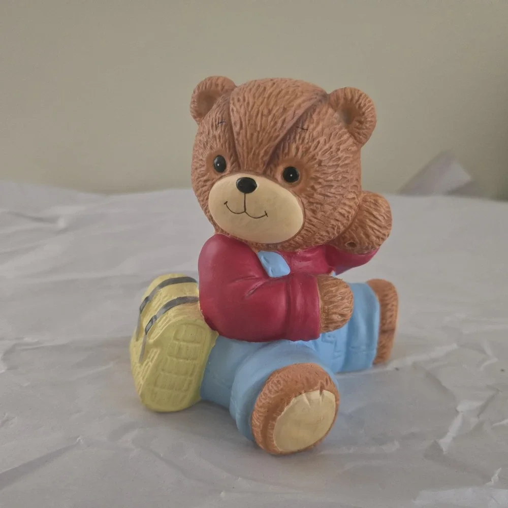 1987 Lucy & Me Fishing Bear Savings Bank, 